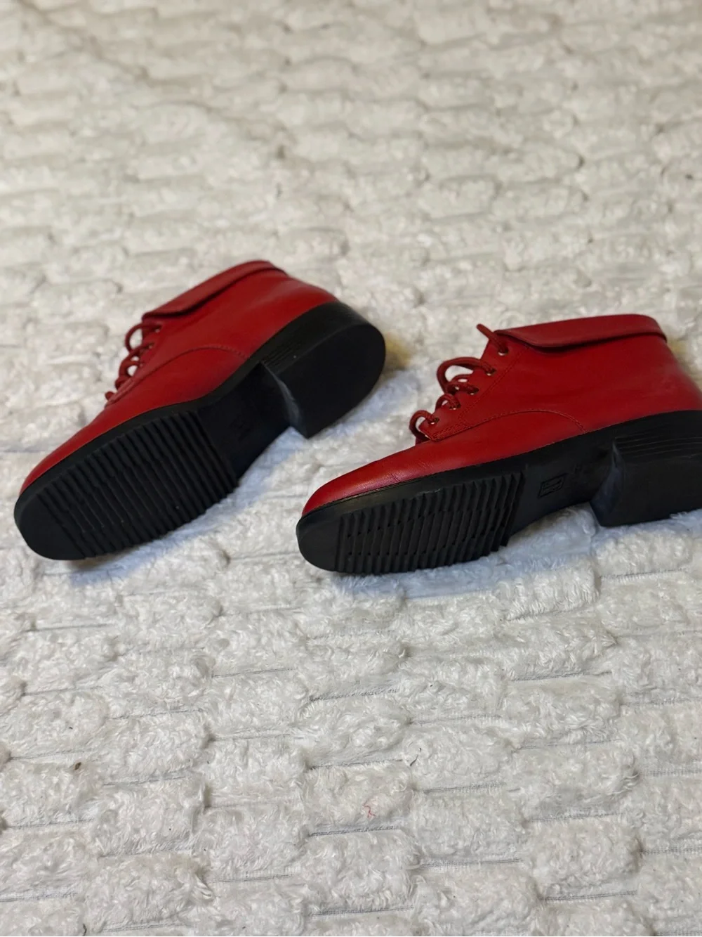 Vintage Danexx Red Lace-Up Booties Size 6.5 Retro Ankle Boots - Picture 4 of 13
